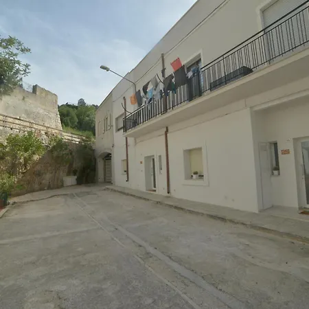 بيت للعطل La Casa Di Mammalina A أوستوني